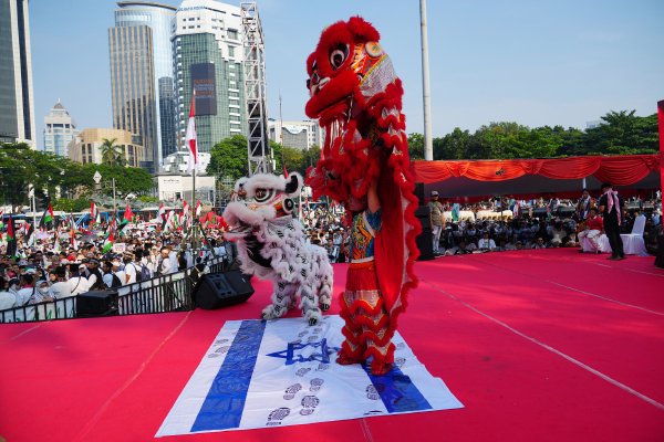 Indonesia Eyes Ties with Israel Despite Domestic Resistance