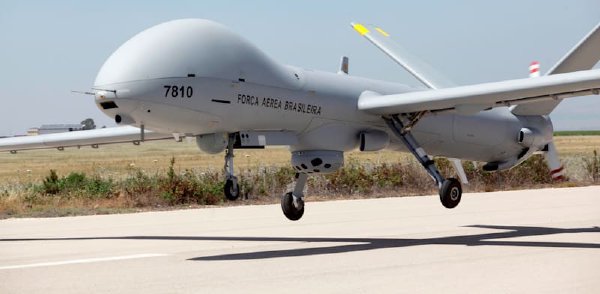 Singapore Chooses Elbit's Hermes 900 Drone for Air Force