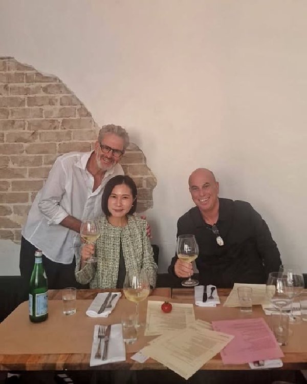 Chef Eyal Shani Opens Miznon Restaurant in Taipei